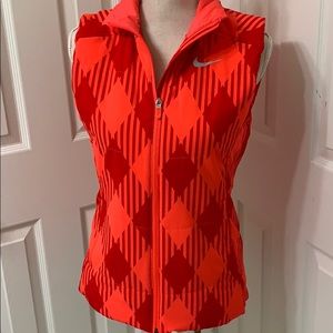 Woman’s Nike Golf Sport Lined Vest Size S